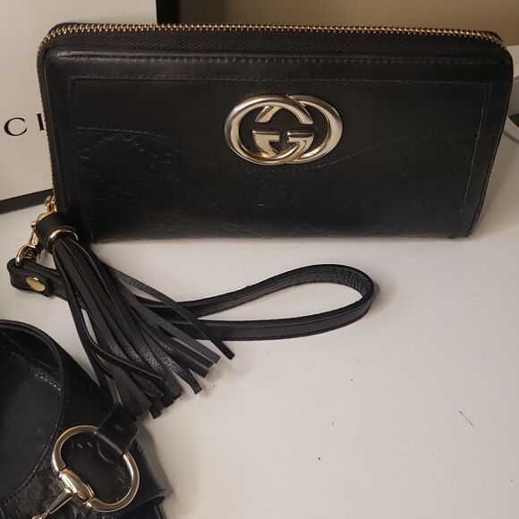 GUCCI GG Leather Monogram Wallet Wristlet and Horsebit Heels Bundle - Picture 3 of 17